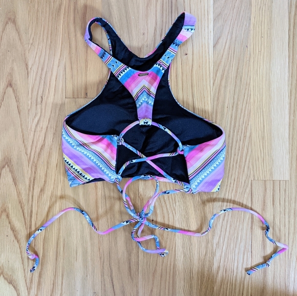 Vibrant RipCurl Swim Top - Picture 3 of 4